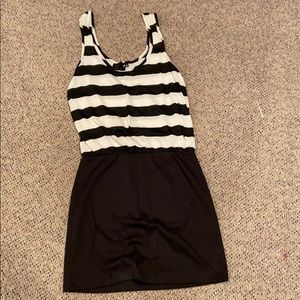 Black and white dress mini